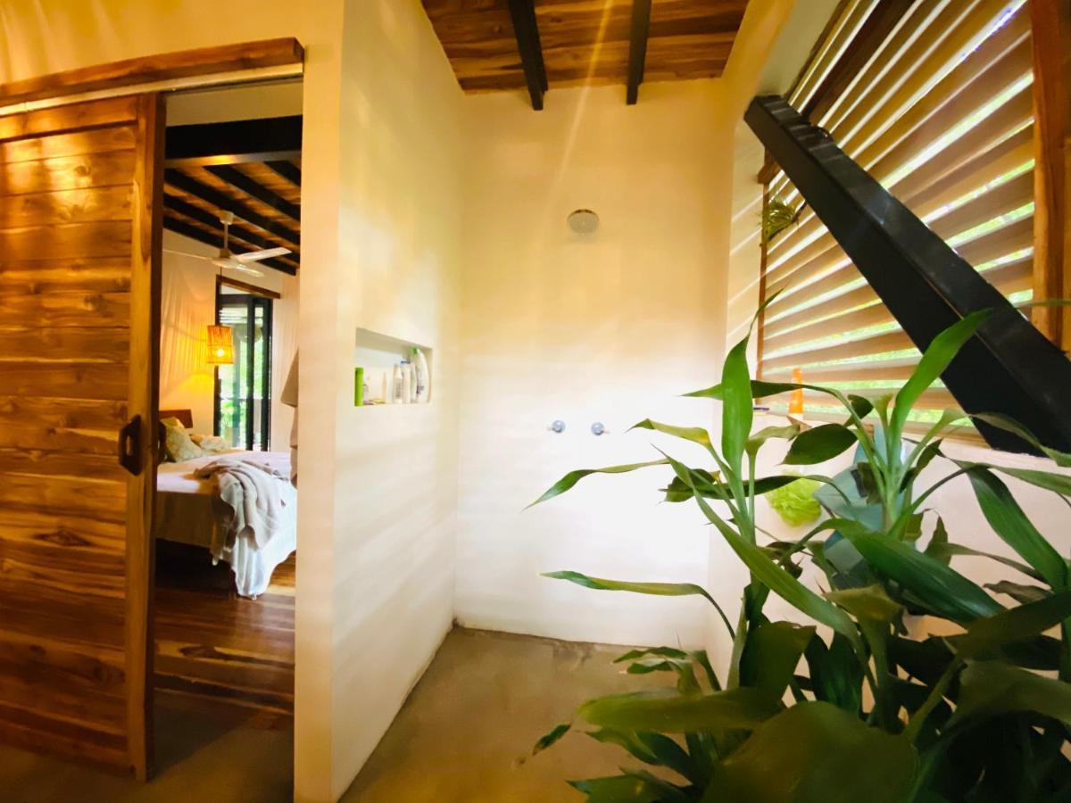 Nosotros Playa Maderas - Surf House & Casitas Villa Eksteriør billede