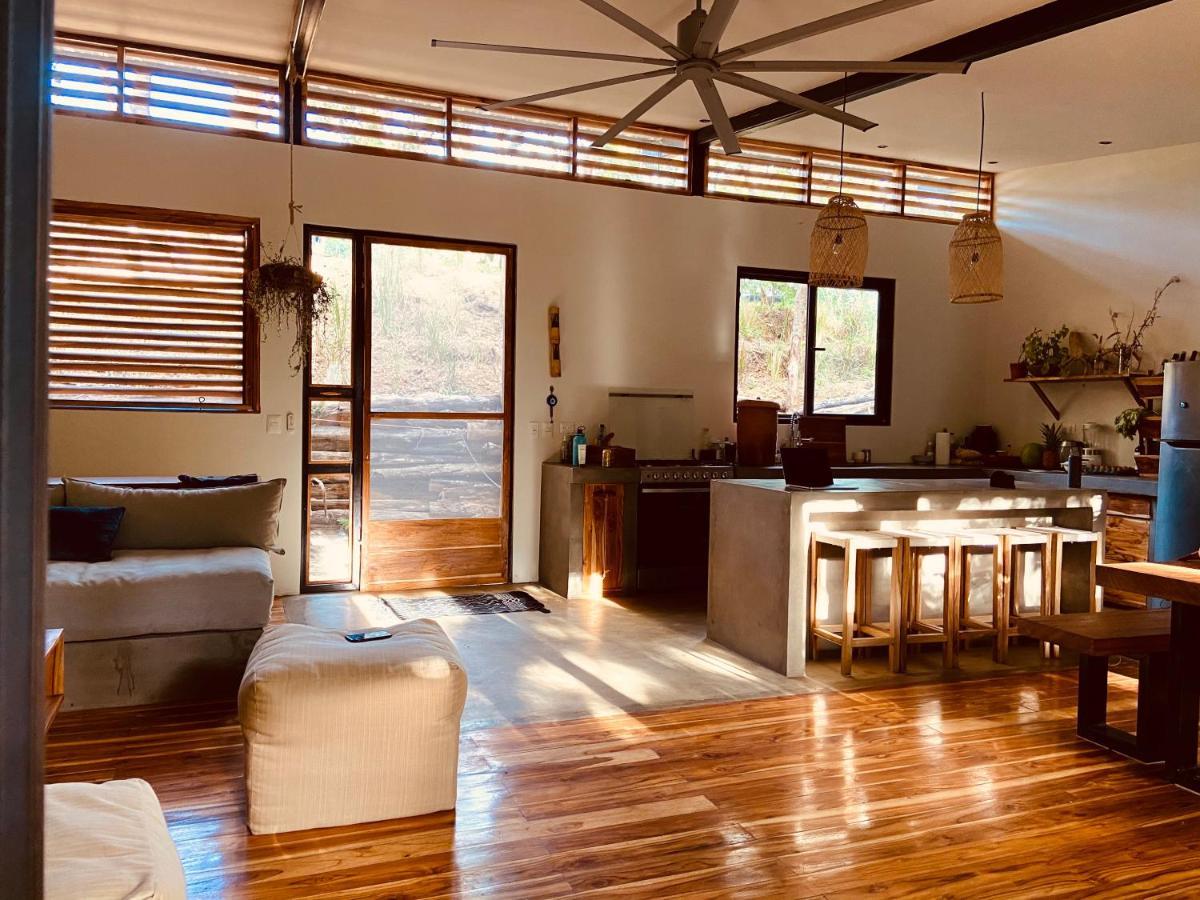Nosotros Playa Maderas - Surf House & Casitas Villa Eksteriør billede