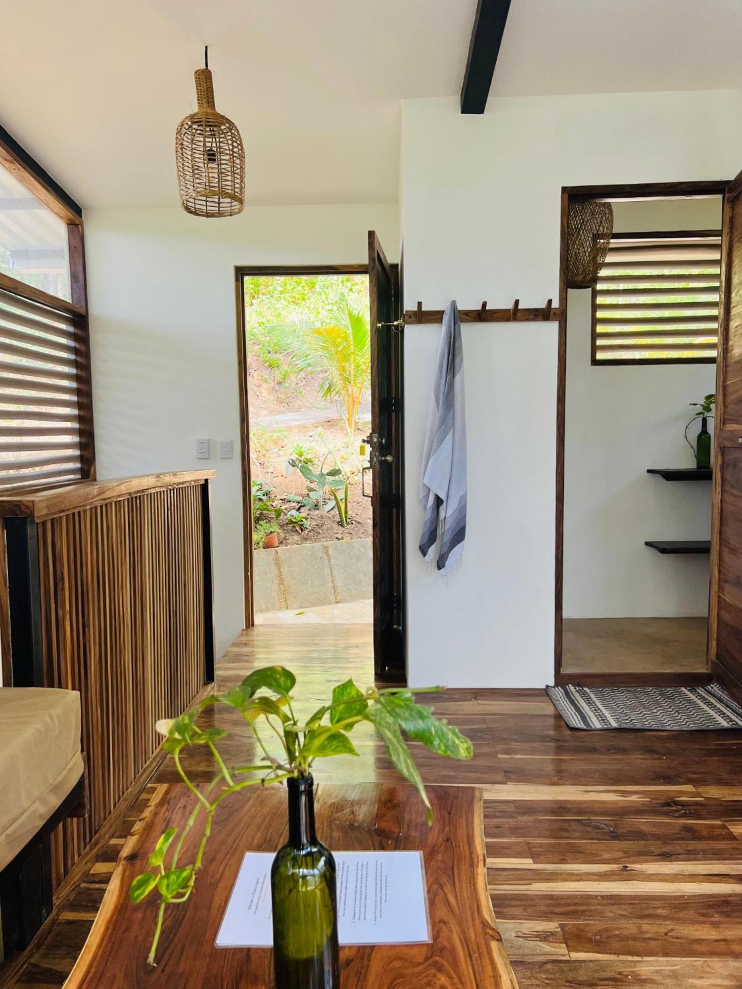Nosotros Playa Maderas - Surf House & Casitas Villa Eksteriør billede